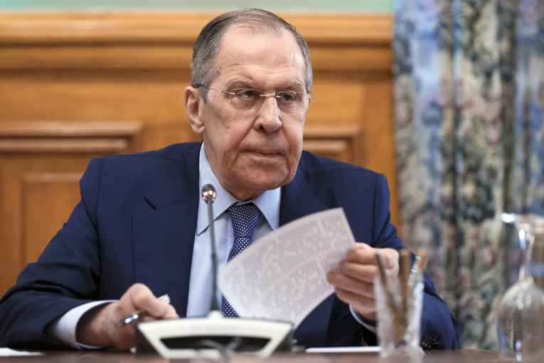 Lavrov ne može u Ženevu jer je ruskim avionima zabranjen pristup