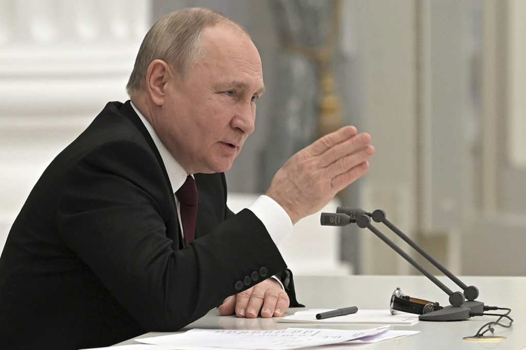 Putin: Zapad je besplatno dobio deo ruskog gasa