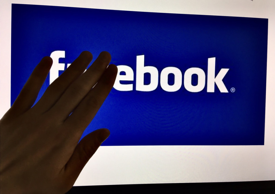 Facebook favorizuje prijatelje i porodicu