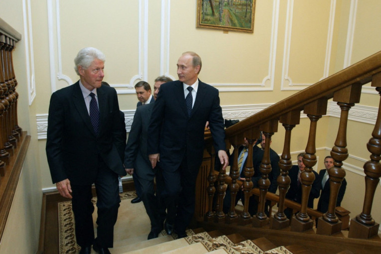 Bil Klinton: Još 2011. znao sam da je pitanje trenutka kad će Putin krenuti na Ukrajinu