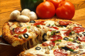 Danas je Nacionalni dan pice, jela koje ima najviše praznika godišnje, a mi imamo 10 aduta pica majstora za najbolju domaću
