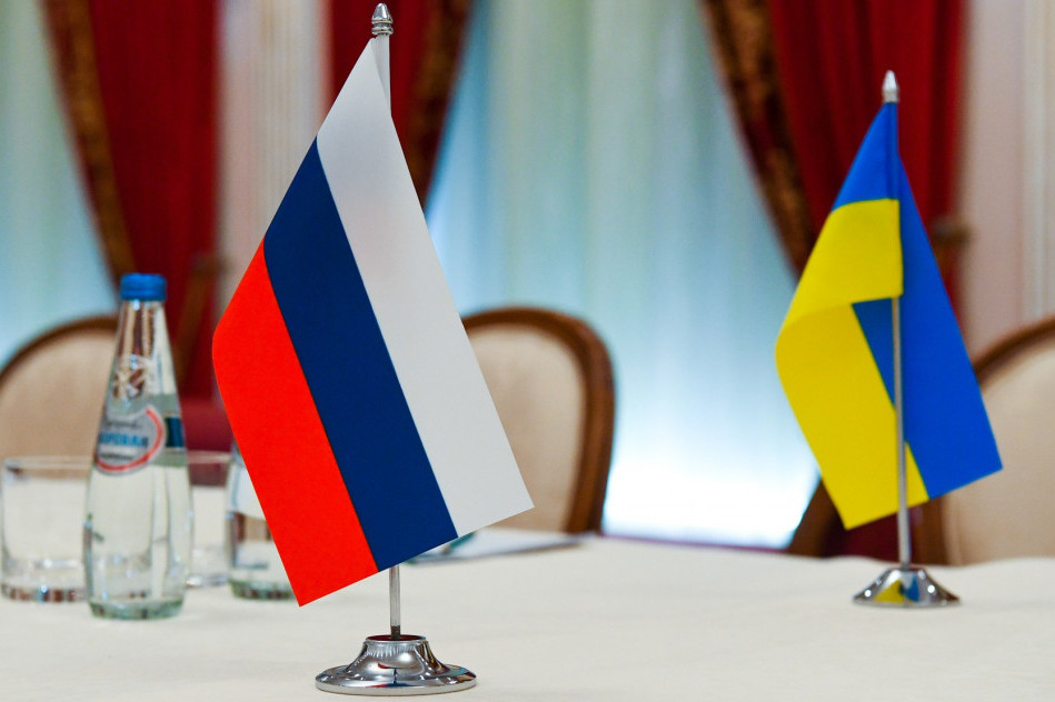 Počela nova runda pregovora Rusije i Ukrajine: Učesnici se rukovali pred početak razgovora (VIDEO)