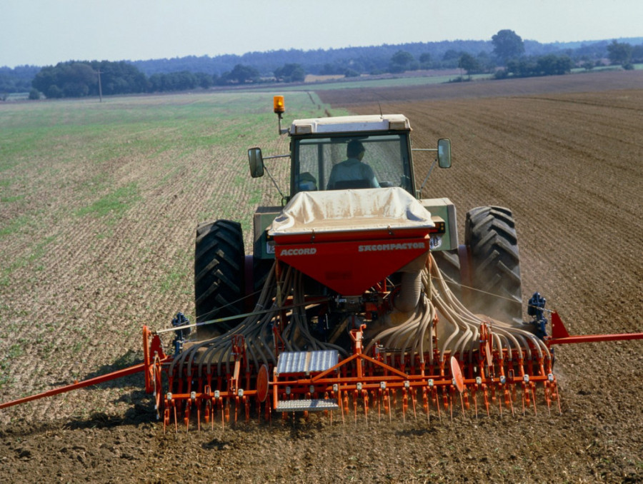 Ključna greška pred setvu: Stručnjaci upozorili ratare u Srbiji da ovo nikako ne rade!