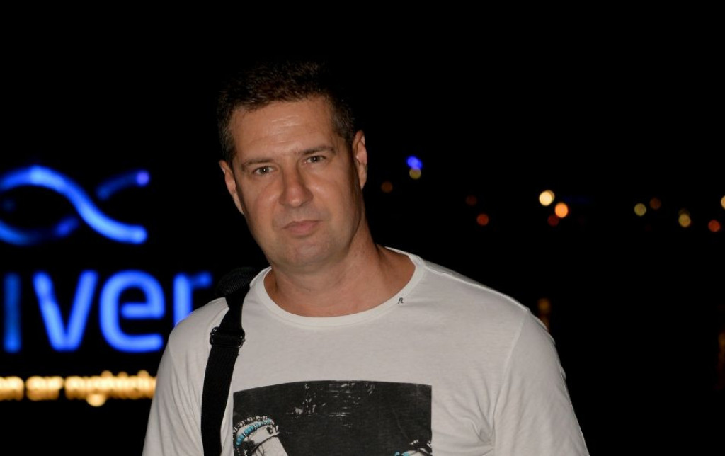 "Borio sam se da se ne navučem!" Goran iz "OK benda" nastupanje zamenio taksiranjem!