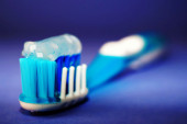 Osam genijalnih trikova s pastom za zube olakšaće vam život