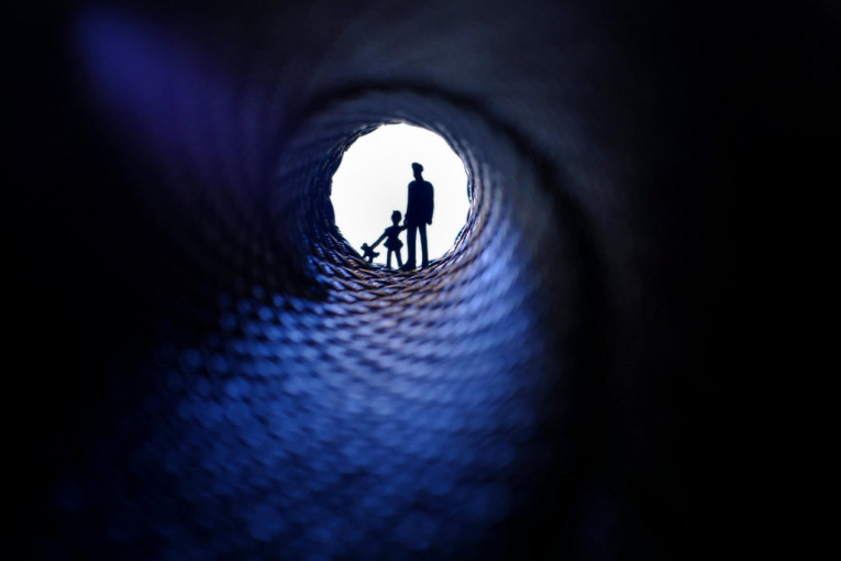 Roditelji okačili 70.000 fotki svoje dece zbog trenda na Instagramu! Stručnjaci upozoravaju: Stanite, to je raj za pedofile!