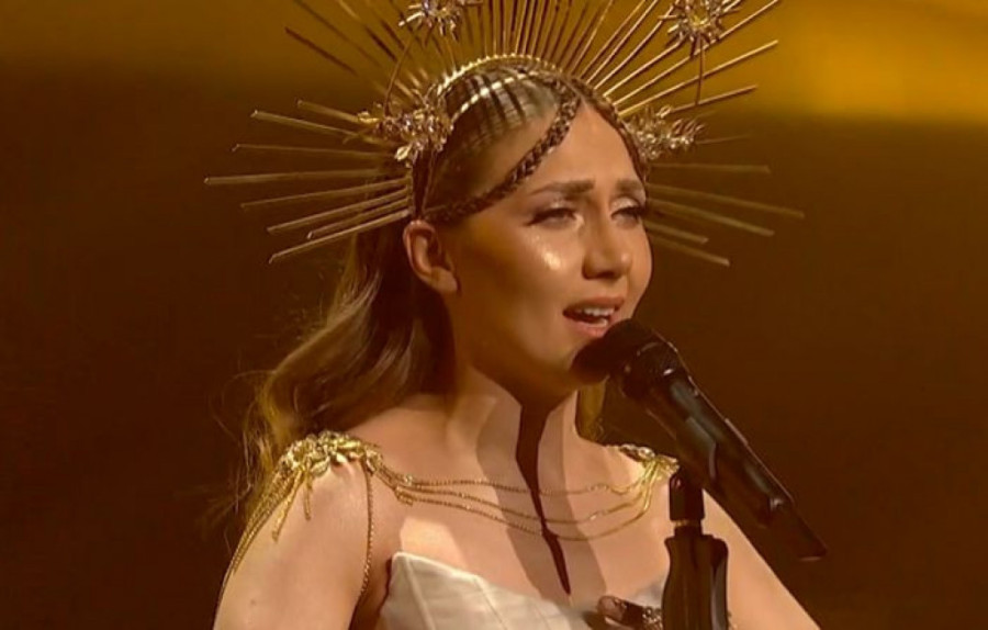 Zorja vrisnula na sav glas! Pevačici doneli pun tanjir slatkiša da dođe sebi od šoka (FOTO)