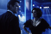 Učite od Džejmsa Bonda: Kako da kao čuveni agent uvek budete okruženi lepim ženama?