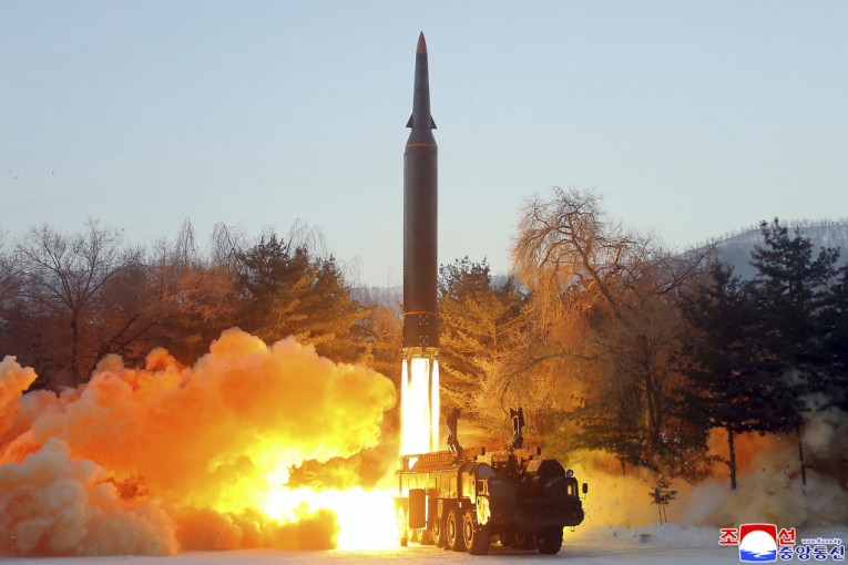 Lansiranje alarmiralo susede: Severna Koreja ispalila još jednu raketu!