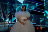 Ceo dan sam preplakala: Marija Mikić na sceni „Pesme za Evroviziju“ otkrila da je trudna, sada ispričala sve detalje