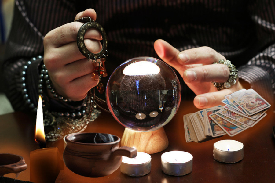 Svetitelj upozorava: Vračevi te ne leče, već odvode od Boga!