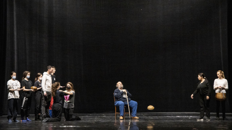 Predstava veća od „Velike drame“: „Godine vrana“ premijerno u Narodnom pozorištu (FOTO)