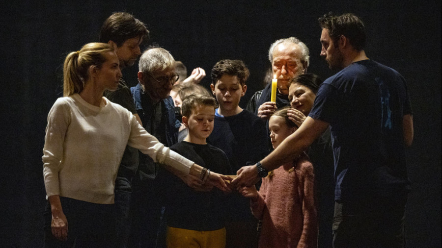 Predstava veća od „Velike drame“: „Godine vrana“ premijerno u Narodnom pozorištu (FOTO)