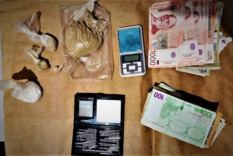 Hapšenje: Pala banda iz Krnjače - zaplenjena smrtonosna droga!