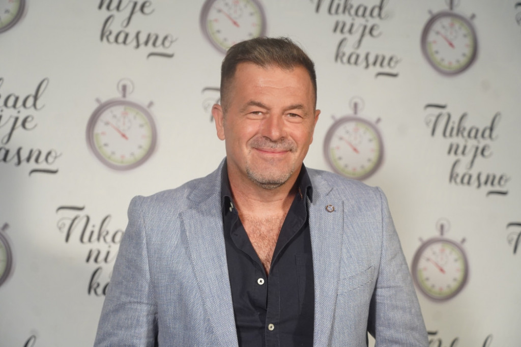 Bio sam gori od Milke Canić! Žika Jakšić o počecima svoje karijere: Statirao sam u kukuruzu, samo sam klimao glavom