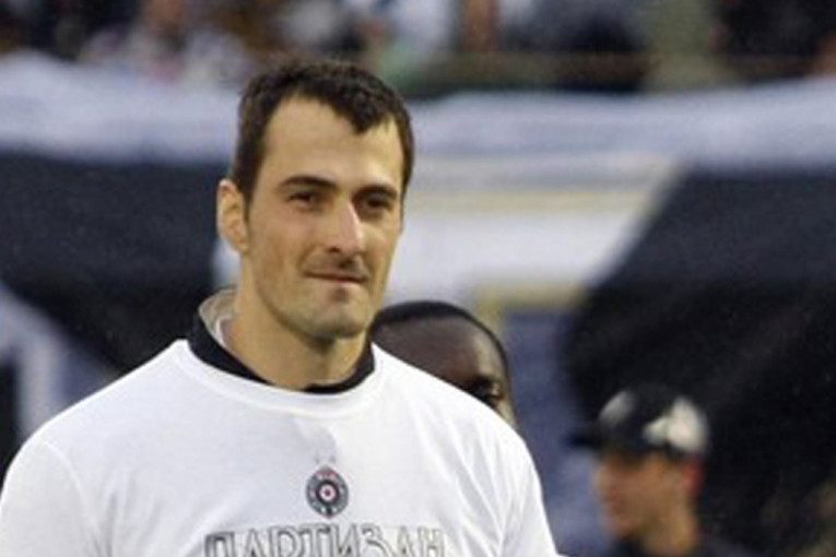 Oglasila se i porodica bivšeg golmana Partizana: Otkrili u kakvom je stanju Božović!