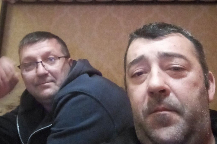 Poslednji srpski vozač kamiona evakuisan iz Ukrajine: Na beogradskom aerodromu ga dočekali prijatelji!