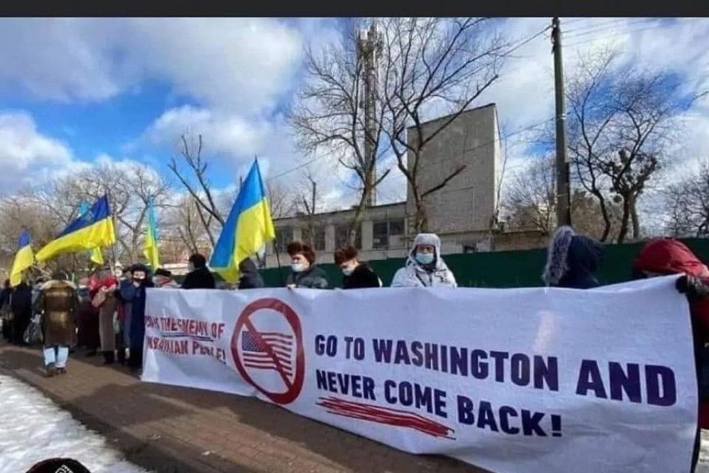 Građani Kijeva poslali jasnu poruku Amerikancima: "Idite u Vašington i nikada se ne vraćajte" (FOTO)