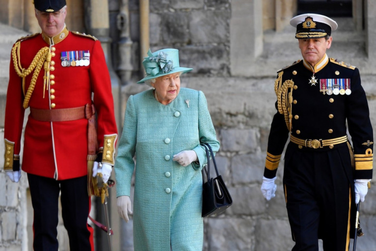 Jedan član osoblja britanske kraljevske porodice ima najveću platu, saznajte zbog čega