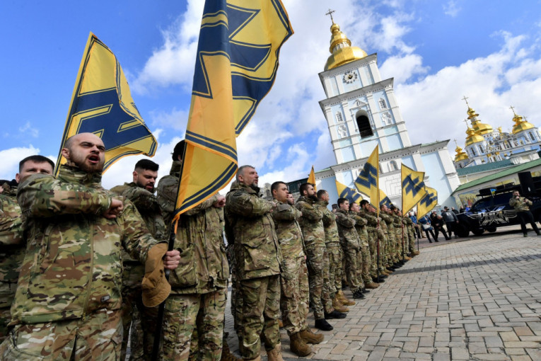 Ukrajina donela novi zakon koji će posebno koristiti neonacistima: Zbog Azova i stranih boraca preformulisali definiciju