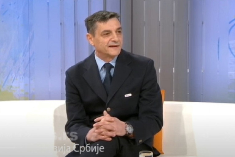 "Putnici će za pola sata biti u Novom Sadu": Saša je budući mašinovođa brzog voza koji će biti kruna njegove karijere!