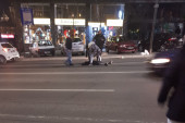 Taksista u Beogradu udario devojku, pa pobegao u nepoznatom pravcu (FOTO)