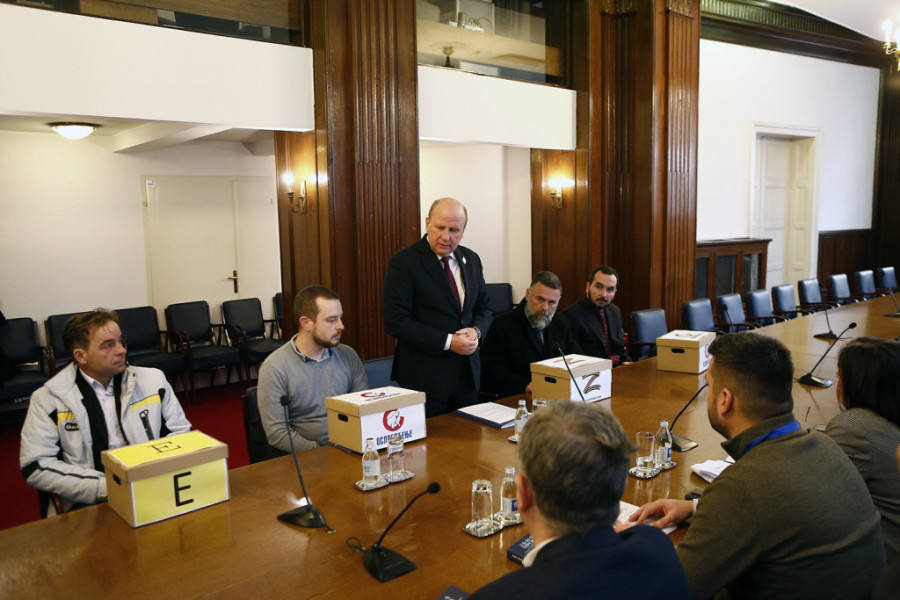 Lažov – lažovčina – Đilasov kum