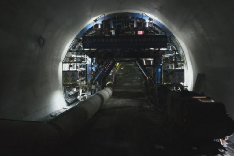 Zavirite u najduži tunel u Srbiji: Ovo će biti srpski Gotar, prodire duboko u utrobu planine Jelice (FOTO)