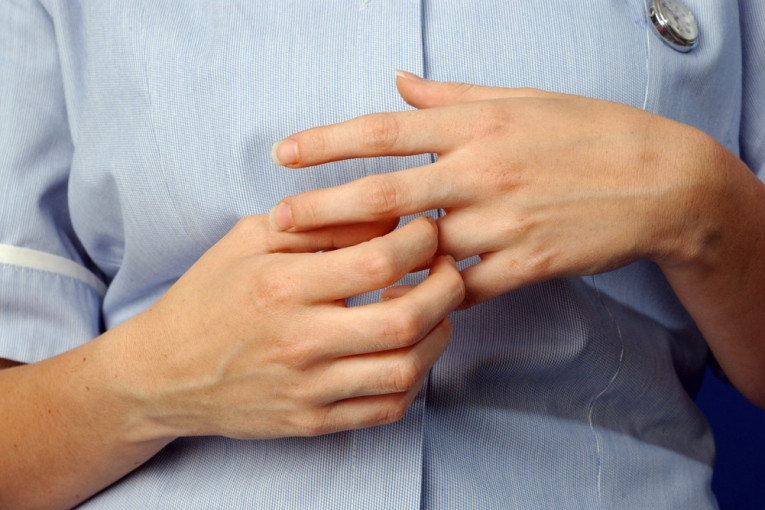 Trnci u rukama koji dugo traju ili se pak ponavljaju mogu biti znak ozbiljne bolesti, kažu doktori