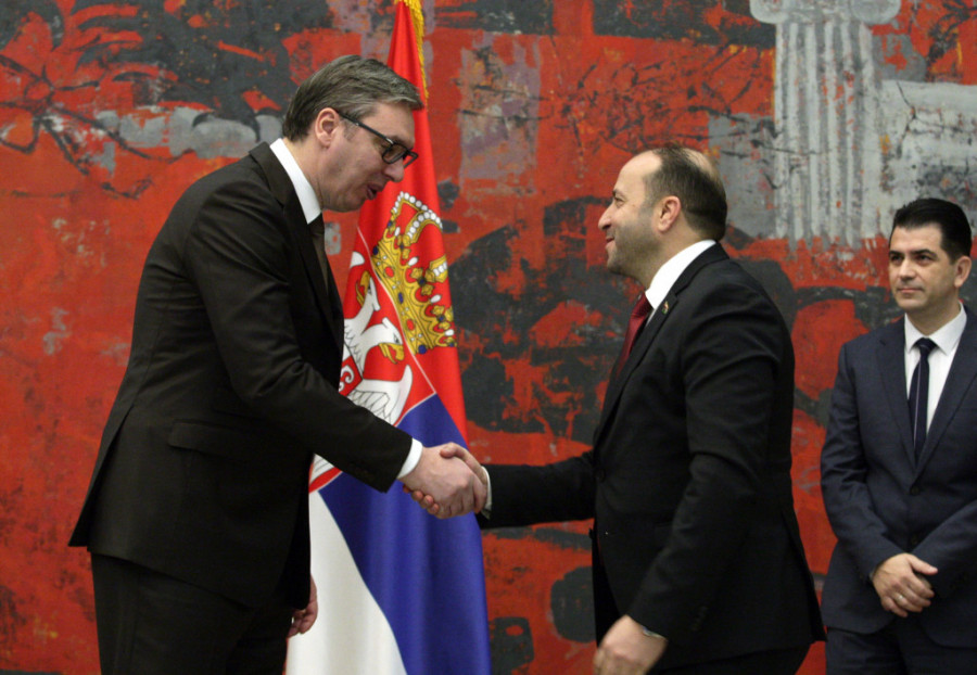 Ambasador Države Libije Mohamed Galbun i predsednik Srbije Aleksandar Vučić