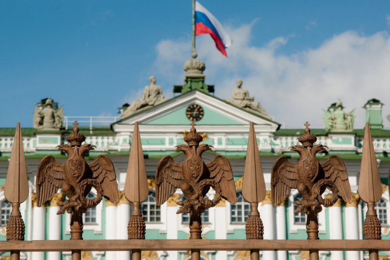 Rusija pregovara o kartici Mir i razvija platni sistem SPFS