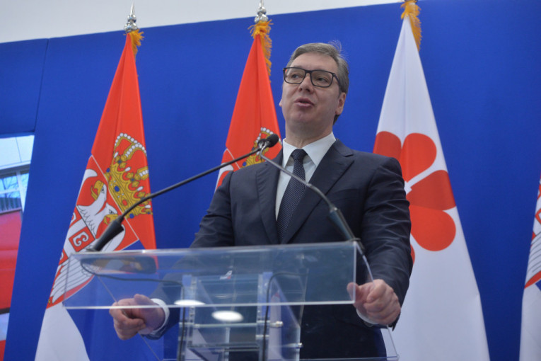 Vučić večeras o važnim pitanjima za budućnost Srbije: Gost u "Prvoj temi"