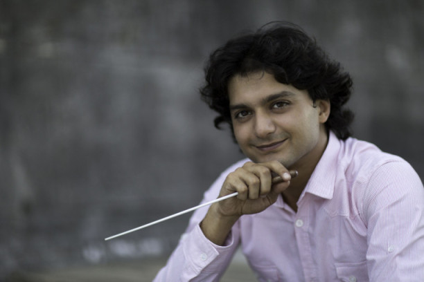 Superstar na violončelu svira sa Beogradskom filharmonijom: „Noćna vožnja“ i Treća simfonija