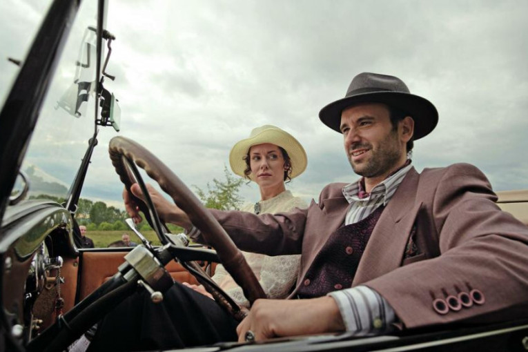 Šta nas sve čeka od serija ove jeseni: Krimi drame, fudbalske afere  i porodične priče (FOTO/VIDEO)