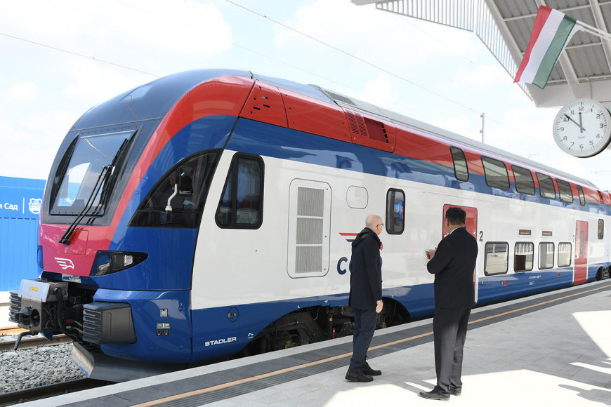 Ministar Momirović najavio: Od juna nove cene voza "Soko", za radnike napravljene i mesečne karte