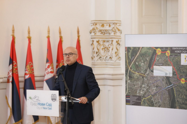 Potpisan ugovor o izgradnji četvrtog mosta u Novom Sadu! Vučević: Danas imamo brzu železnicu, a dobijamo i novi most (FOTO)