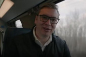 Vučić objavio snimak iz brzog voza "Soko": Srbija će nastaviti krupnim koracima da ide napred (VIDEO)