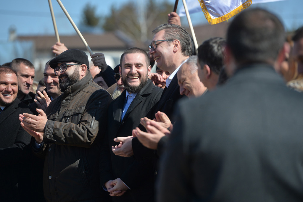 Vučić u Sjenici: Čak 11, 7 miliona evra Srbija ulaže u najmoderniju školu!