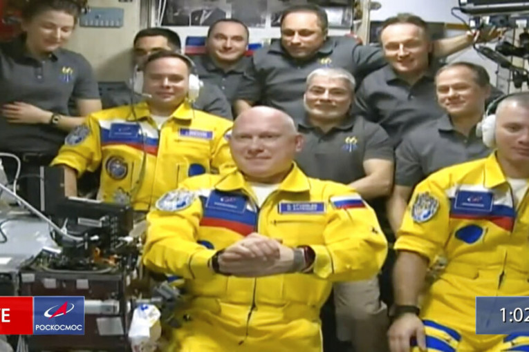 Ruski astronauti se pojavili u "ukrajinskim bojama", pa zbunili medije: Rogozin odmah pojasnio o čemu je reč (FOTO)