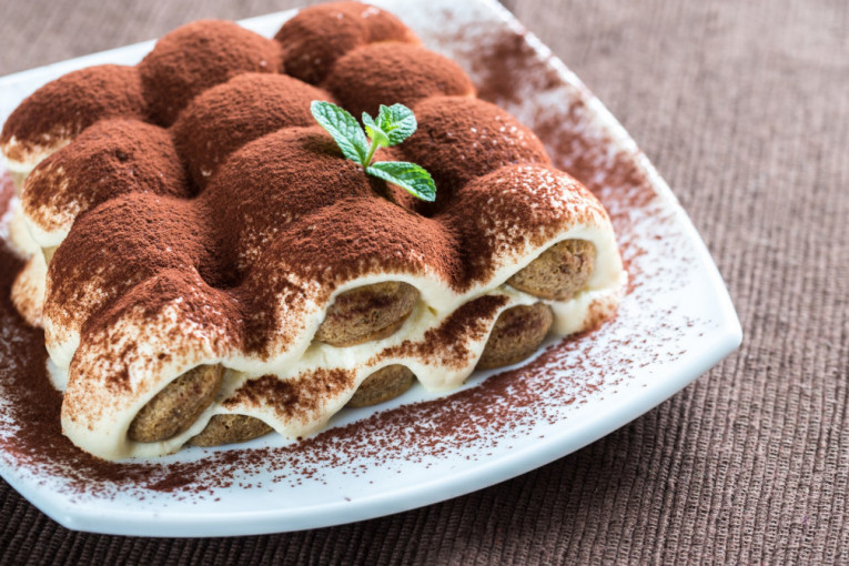 Recept dana: Bananamisu je najlakši lagani desert koji podseća na omiljenu italijansku poslasticu