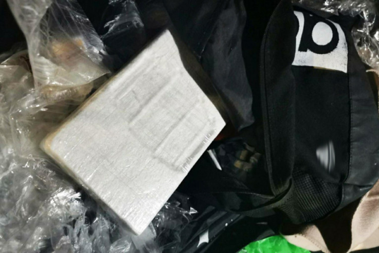 Uhapšen Beograđanin na Gostunu: Našli mu više od kilogram kokaina!