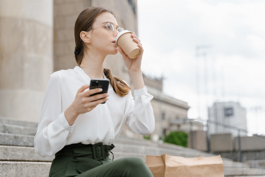 Sirovo jaje u kafi: Trend koji osvaja mase i razlog zašto to radimo