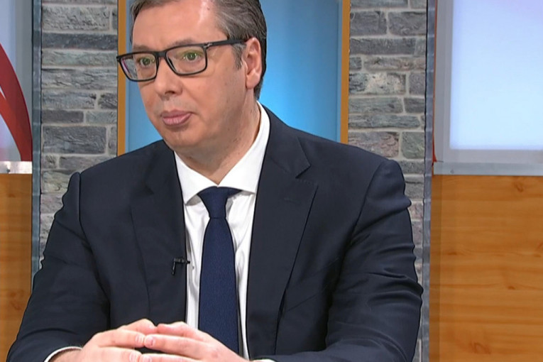 Aleksandar Vučić: Najvažnije je da izbegnemo sukobe, ali nam ne pada na pamet da priznamo nezavisnost lažne države (FOTO)