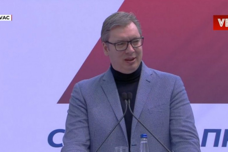 "Nema mržnje kod ljudi koji podržavaju dela": Vučić poslao snažnu poruku sa predizbornog skupa u Kragujevcu!