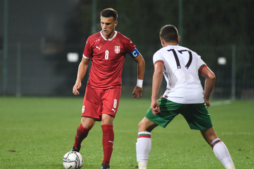 Mladi Stanković kapitenski! Gol u nadoknadi za korak bliže Evropskom prvenstvu