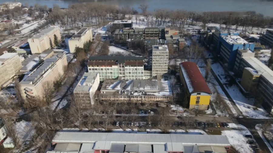 Naša obaveza je da omogućimo bolju budućnost: Protekle decenije u infrastrukturne projekte namenjene najstarijim uloženi milioni (FOTO)