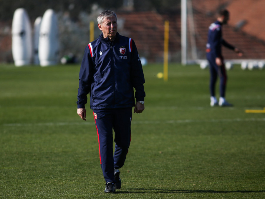 Odmor je gotov! Zvezdaši se okupili, trenirali, i to sve pod budnim okom legende (FOTO)