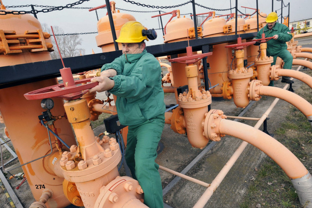 Opet skočila cena plavog energenta! Poskupeo gas u Evropi zbog odluke Ukrajine