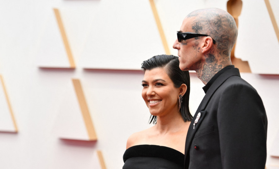 Šta radi Kortni Kardašijan na 94. dodeli Oskara? Ovo nijednoj sestri iz poznatog „klana" još nije pošlo za rukom! (FOTO)