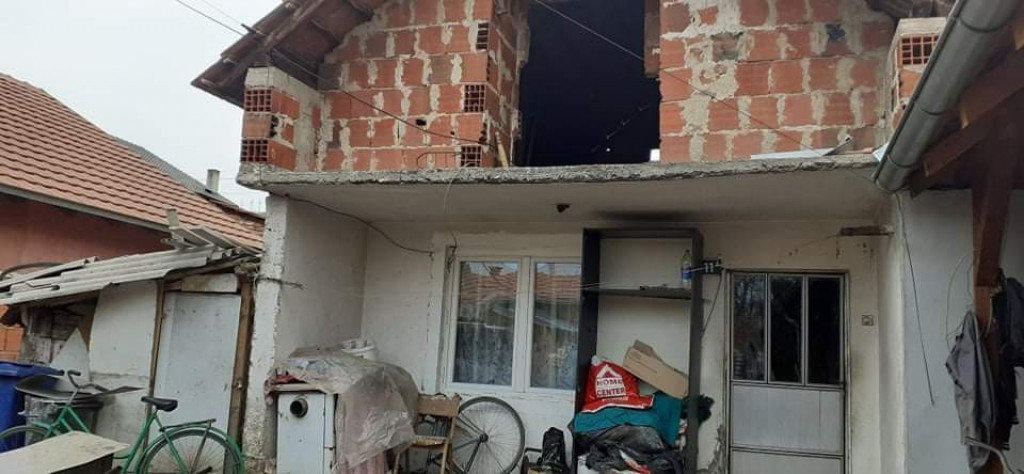 "Danas nije htela da ide u školu": Majka devojčice koju je oteo "malčanski berberin" kaže da je ovaj dan za njih katastrofalan